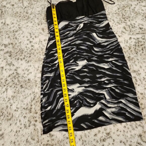 Enfocus SZ 8 Party/Cocktail Tiered Marble Design Semi Sheer Halter Dress - Picture 7 of 7